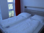Slaapkamer 1 Chalet 49.jpg